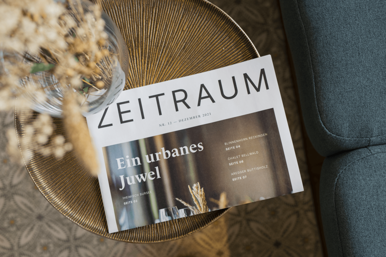 Visionaer Referenz: Beck Konzept Magazin liegt auf Tisch.